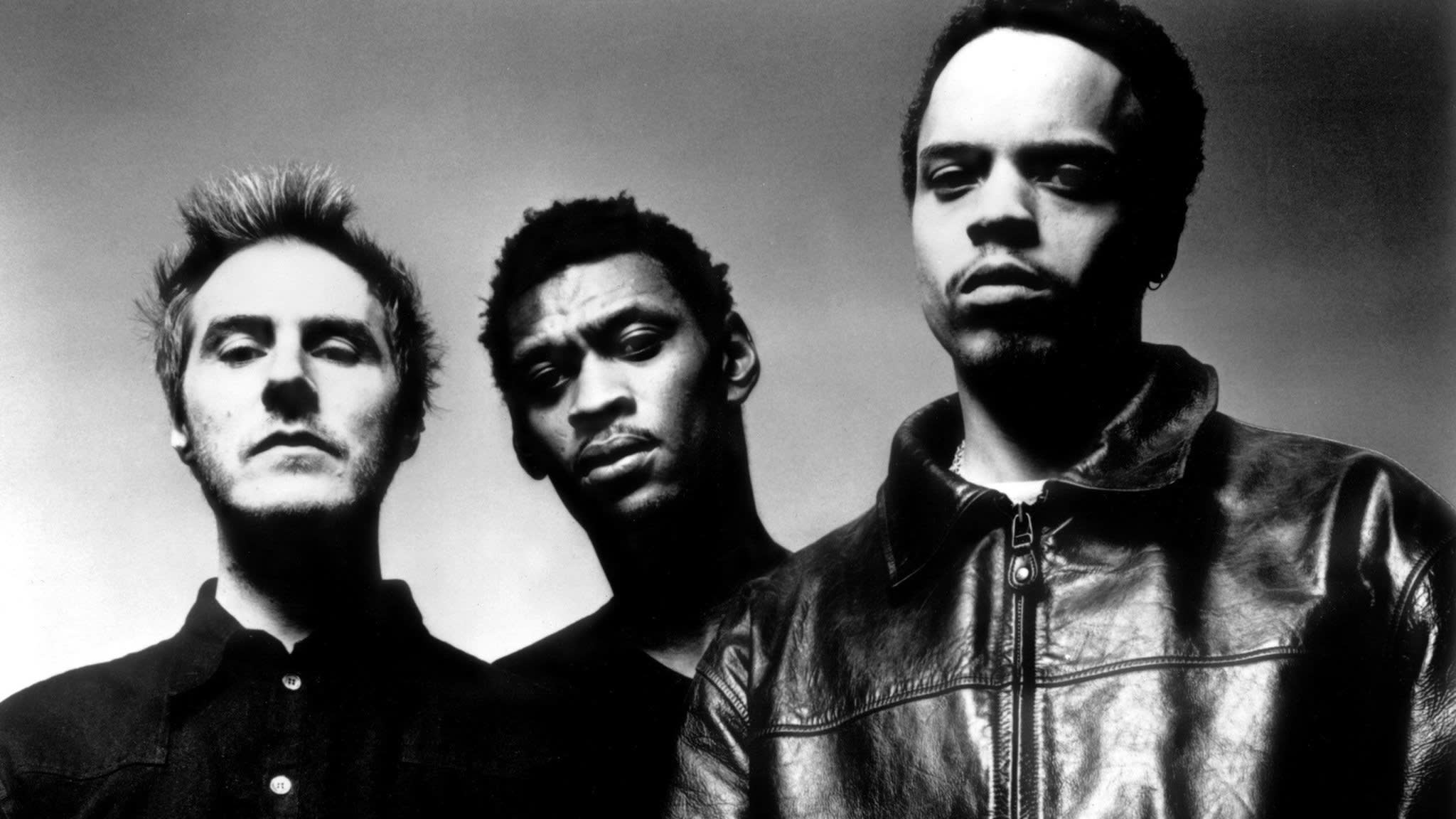 New Forms: Massive Attack – Martin's In La La Land